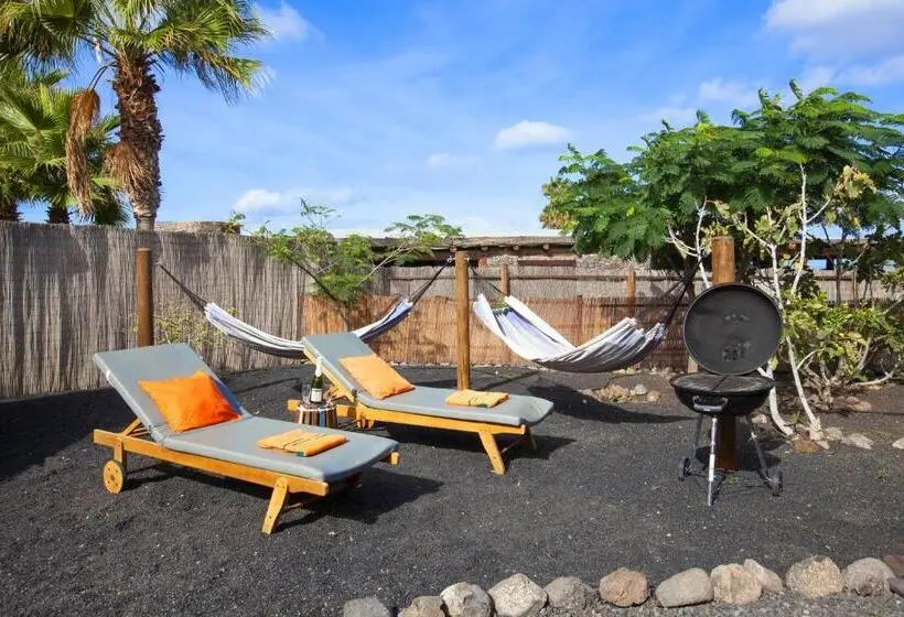 キャビン, Eco Village Finca De Arrieta Yurts And Stone Cottages Shared Pool Walking Distance To Arrieta