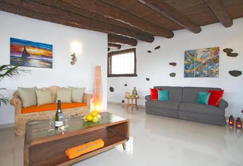 キャビン, Eco Village Finca De Arrieta Yurts And Stone Cottages Shared Pool Walking Distance To Arrieta