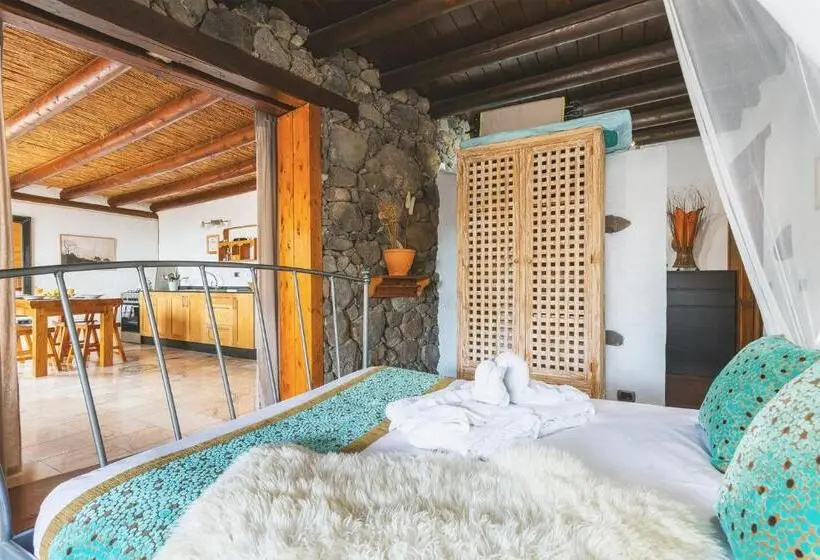 1ベッドルームハウス, Eco Village Finca De Arrieta Yurts And Stone Cottages Shared Pool Walking Distance To Arrieta