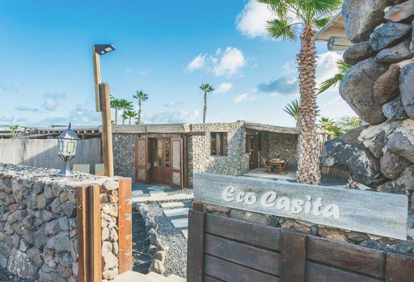 1间卧室的房子, Eco Village Finca De Arrieta   Yurts And Stone Cottages   Shared Pool   Walking Distance To Arrieta