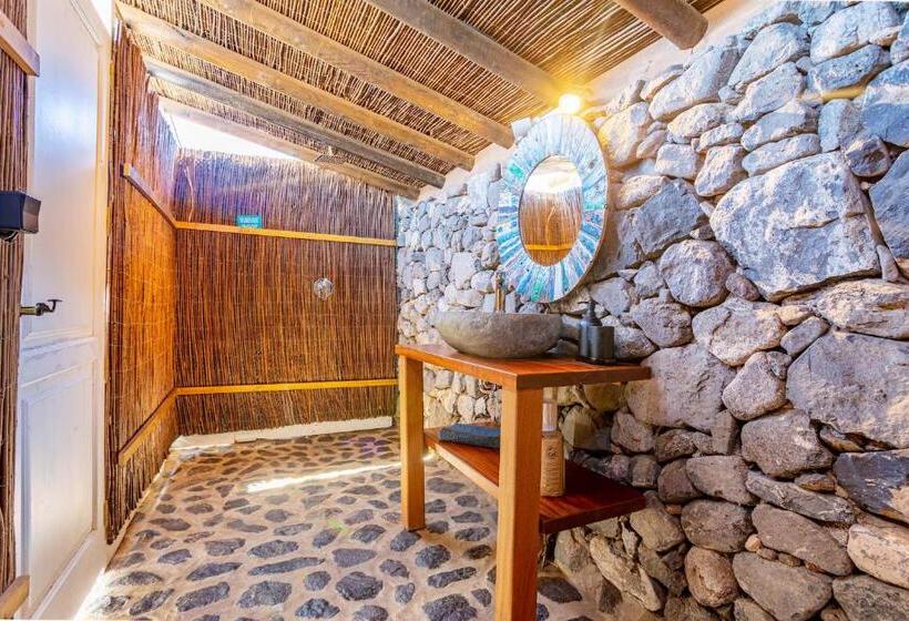 豪华海景房, Eco Village Finca De Arrieta   Yurts And Stone Cottages   Shared Pool   Walking Distance To Arrieta