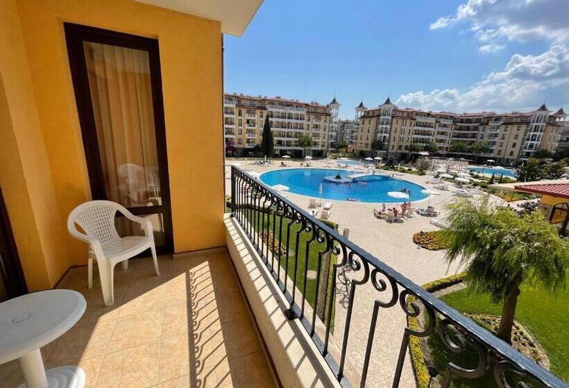 Апартаменты 1 Спальня, Royal Sun Apartments