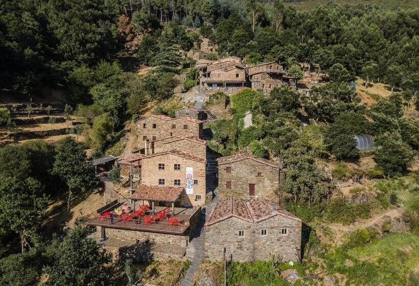 Дом 2 Спальни, Cerdeira Home For Creativity