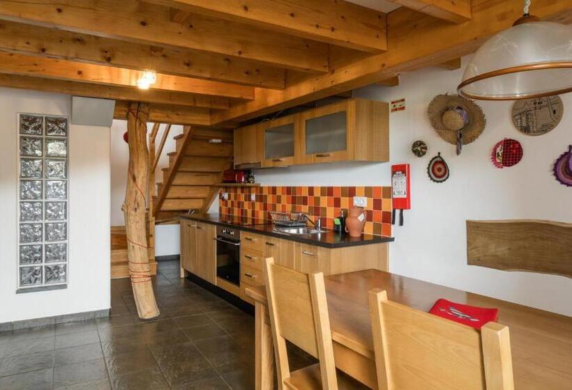 Дом 2 Спальни, Cerdeira Home For Creativity