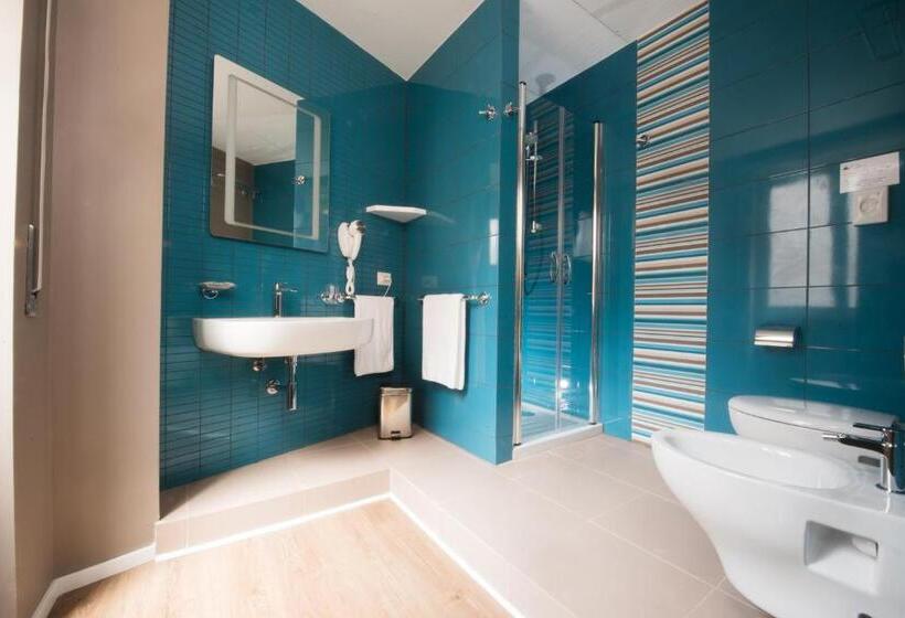 חדר סטנדרט לשלושה, B&b Fantasie Romane