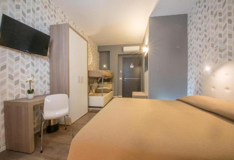 Standard Neljän Hengen Huone, B&b Fantasie Romane