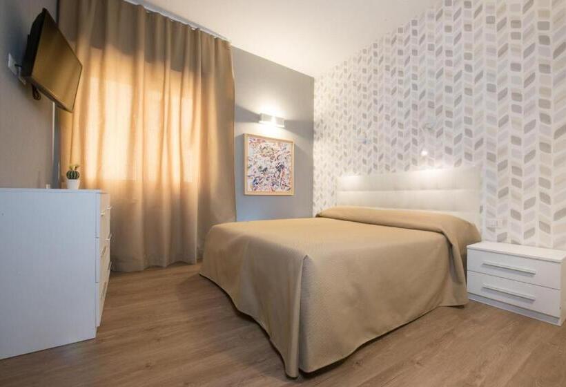 חדר סטנדרט לשלושה, B&b Fantasie Romane