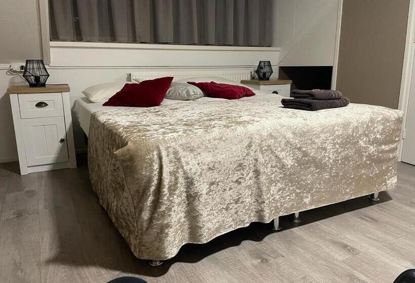 Номер Стандарт, B&b Plompetorenzicht