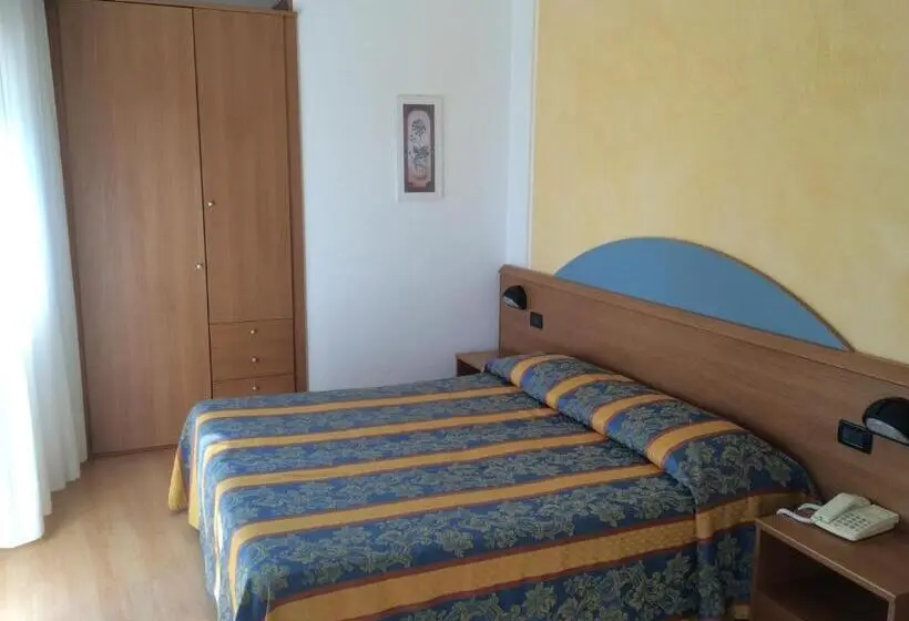 Pokój Standard, Adria