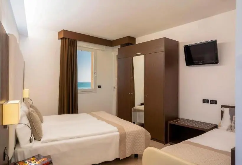 Triple Room Sea View, Adria
