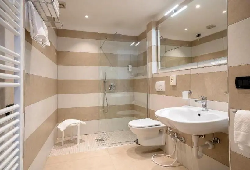 Triple Room Sea View, Adria
