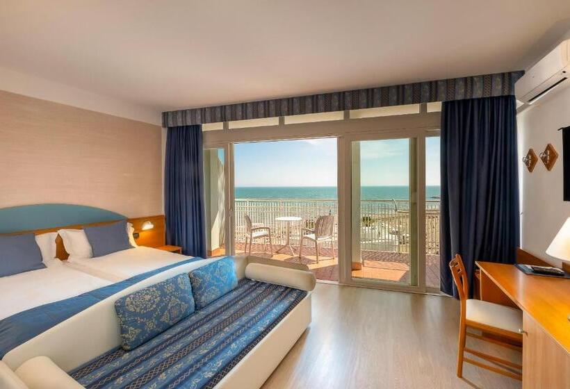 Komfortrum Havsutsikt, Adria