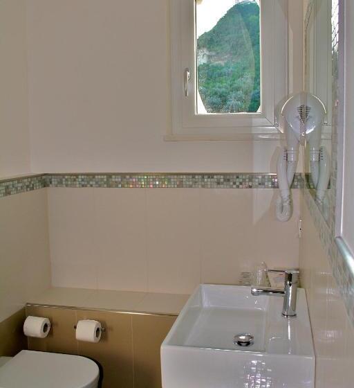 Трехместный Номер Deluxe Вид на Море, Baia Marina