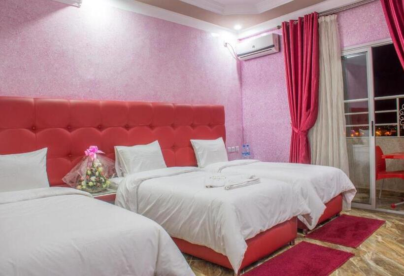 标准三人间, Hôtel Hadaik Ain Asserdoune