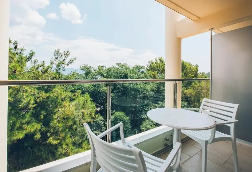 اتاق استاندارد با چشم‌انداز باغ, Iberostar Waves Herceg Novi - All Inclusive