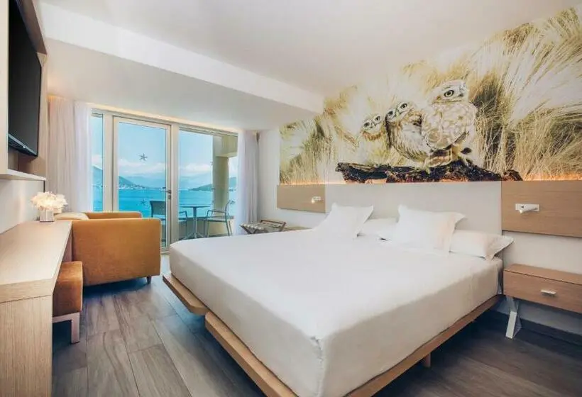 اتاق استاندارد با چشم‌انداز دریا, Iberostar Waves Herceg Novi - All Inclusive