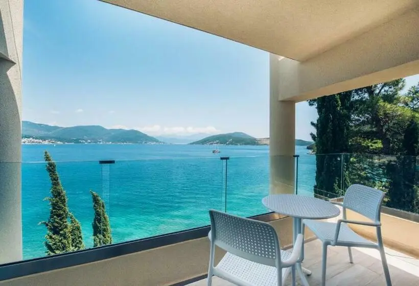 اتاق استاندارد با چشم‌انداز دریا, Iberostar Waves Herceg Novi - All Inclusive