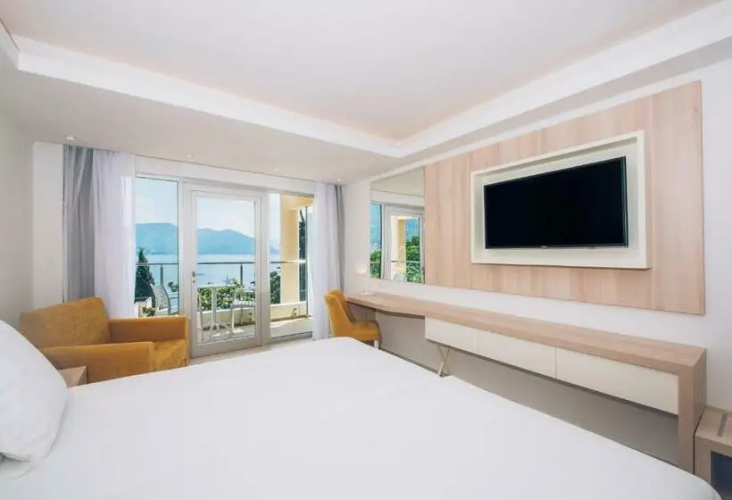 اتاق استاندارد با چشم‌انداز دریا, Iberostar Waves Herceg Novi - All Inclusive