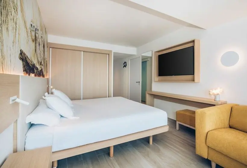 اتاق استاندارد با چشم‌انداز دریا, Iberostar Waves Herceg Novi - All Inclusive