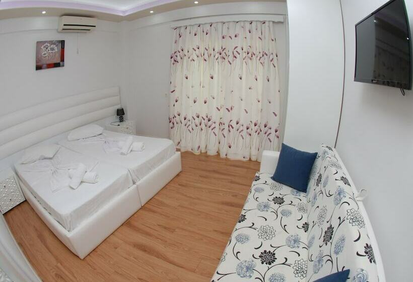 Camera Standard, Iliria