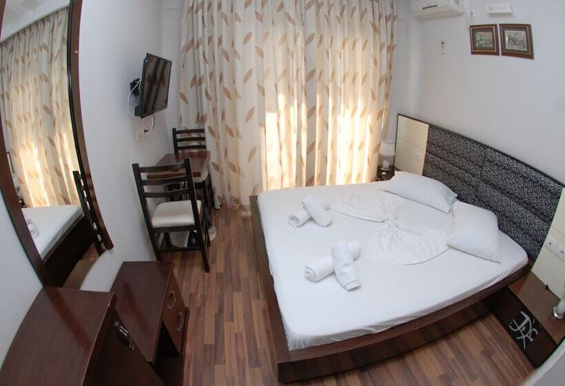 Camera Standard Vista Mare, Iliria