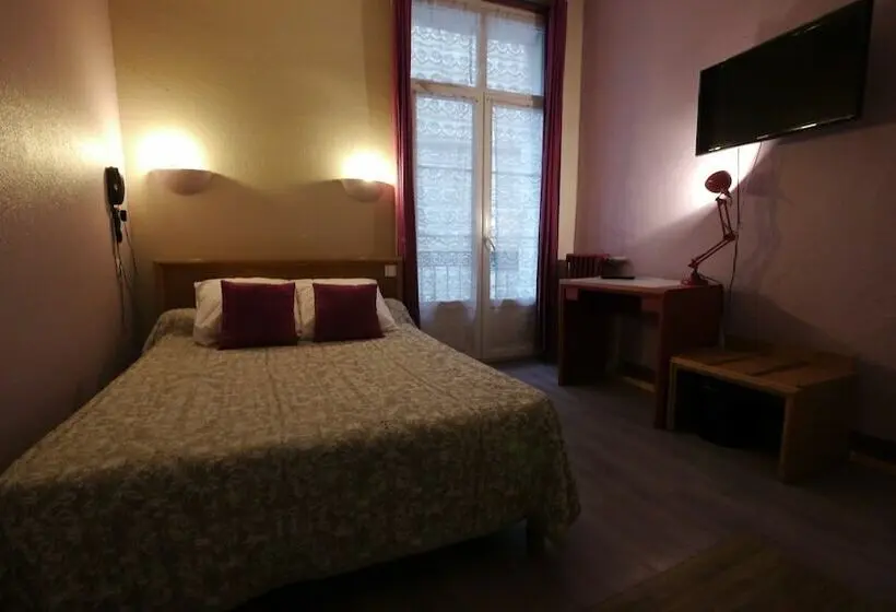 Quarto Estandar, Nova