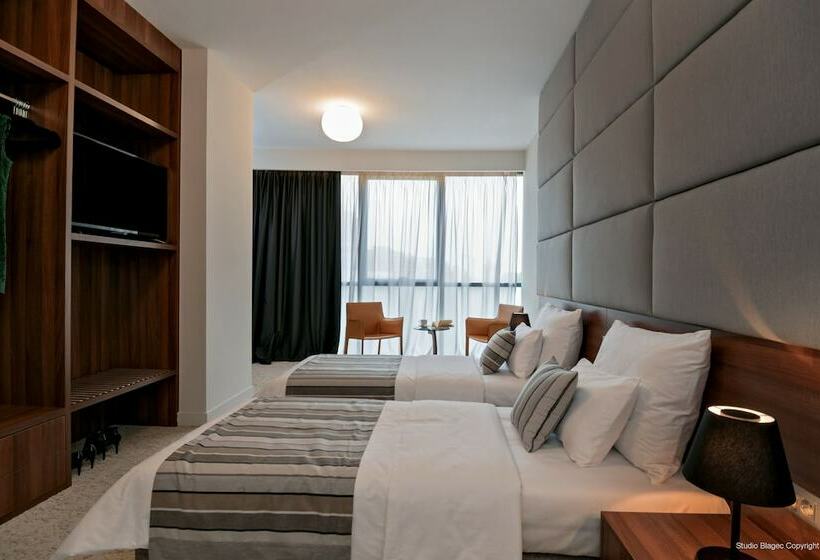 غرفة سوبيريور مطلة على المدينة, Priska Med Luxury Rooms