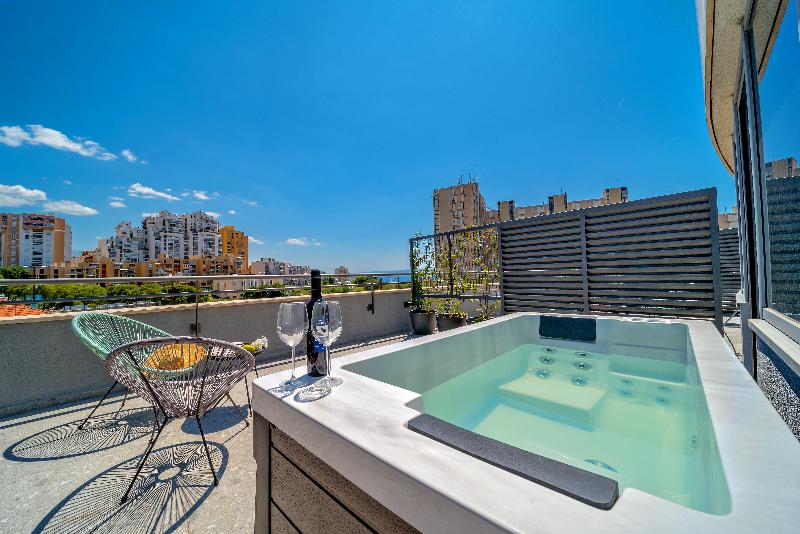 غرفة ديلوكس مزوَّدة بجاكوزي, Priska Med Luxury Rooms