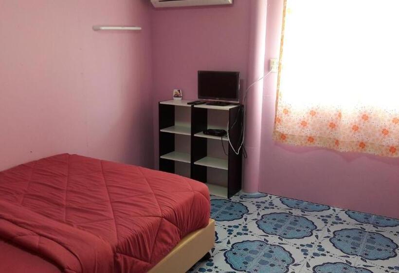 اتاق استاندارد با سرویس بهداشتی مشترک, Sampaongern Home Stay