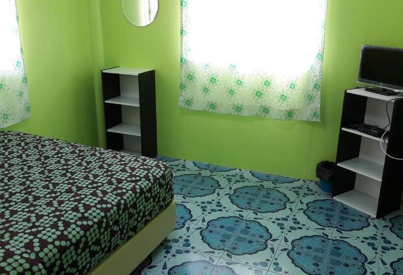 חדר סטנדרט חדר אמבטיה משותף, Sampaongern Home Stay