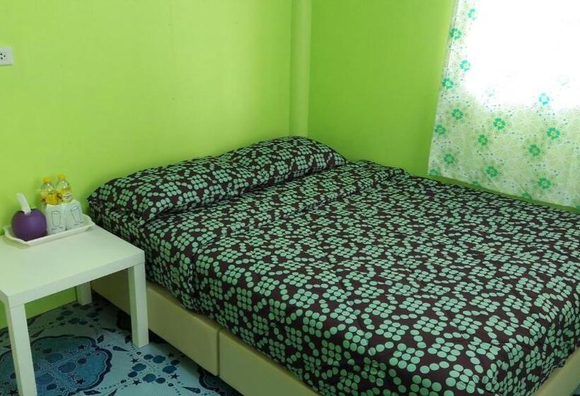 חדר סטנדרט חדר אמבטיה משותף, Sampaongern Home Stay