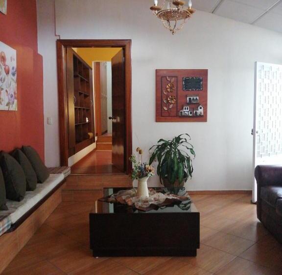 جناح عائلي, Casatodosantos