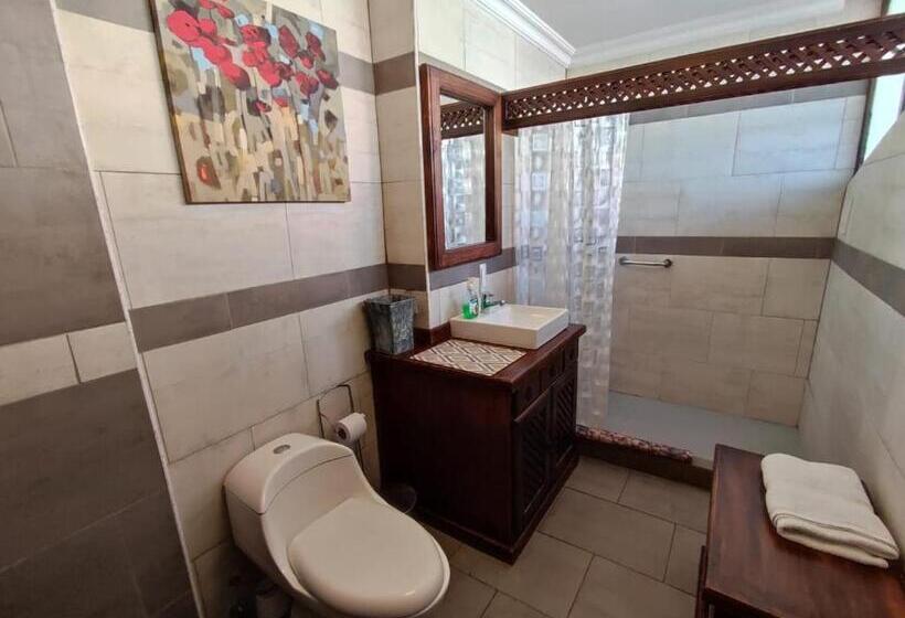 غرفة كومفورت ثلاثية, Casatodosantos