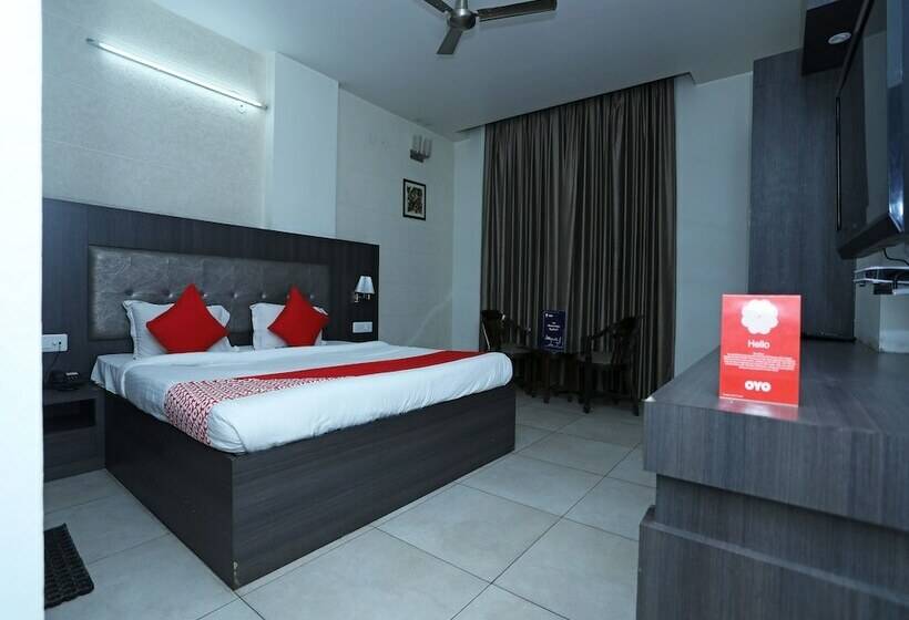 Habitació Estàndard, Collection O Laj Regency