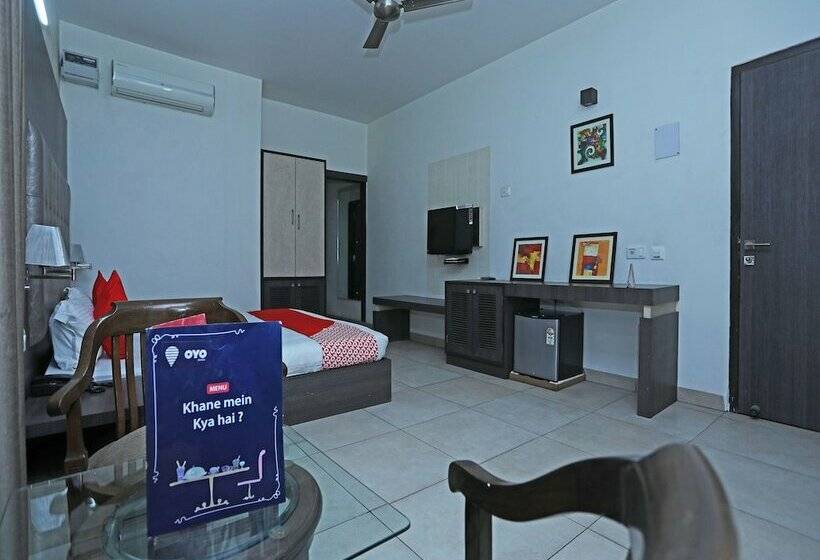 Habitació Estàndard, Collection O Laj Regency