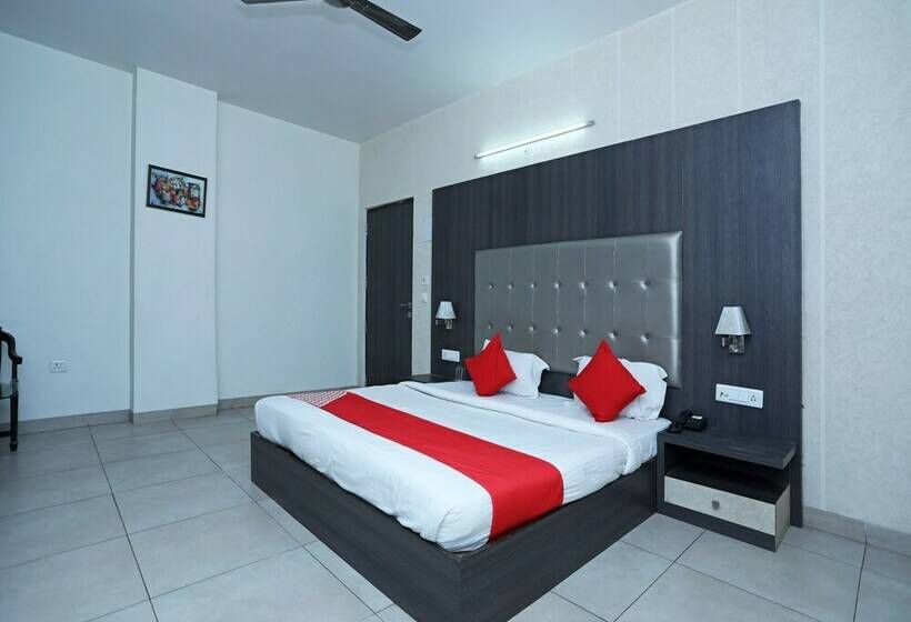 Habitació Estàndard, Collection O Laj Regency