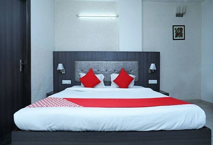 Habitació Estàndard, Collection O Laj Regency