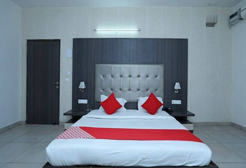 Habitació Estàndard, Collection O Laj Regency