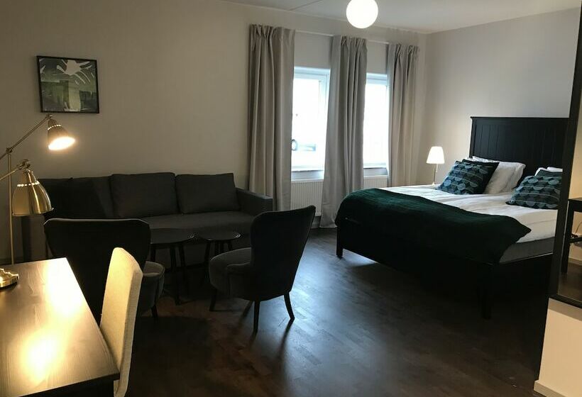 家庭间, Rasta Varnamo