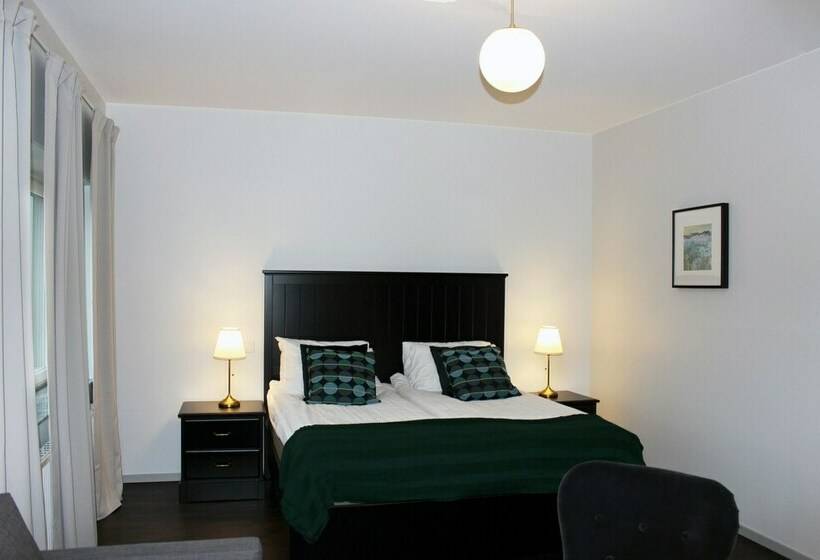 家庭间, Rasta Varnamo