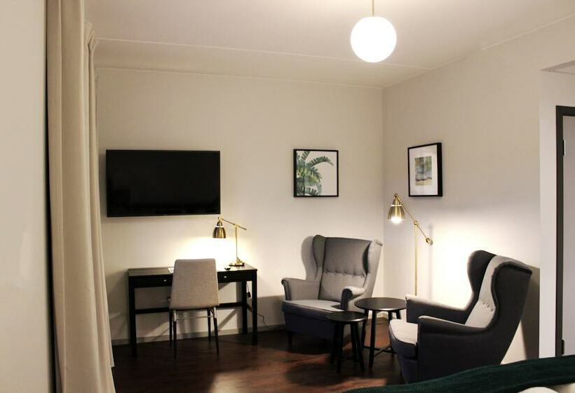 标准间, Rasta Varnamo