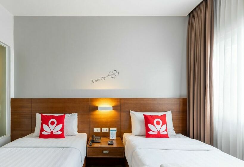 标准间, The Podium Boutique