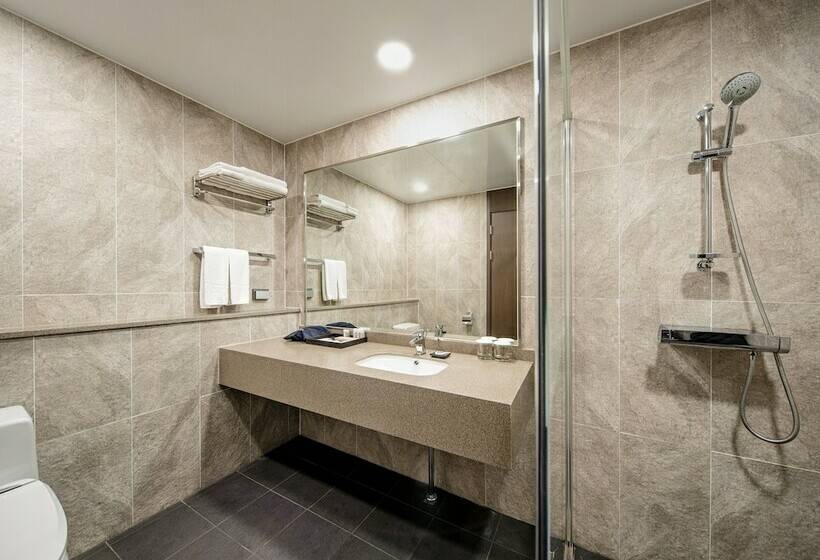 디럭스 룸, Tops 10