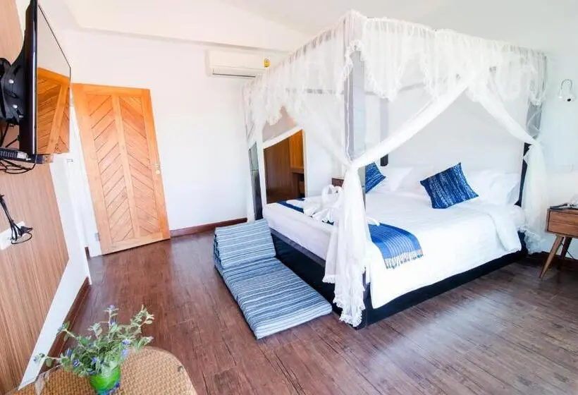 سوییت با چشم‌انداز کوه, Phuruakeeree Resort
