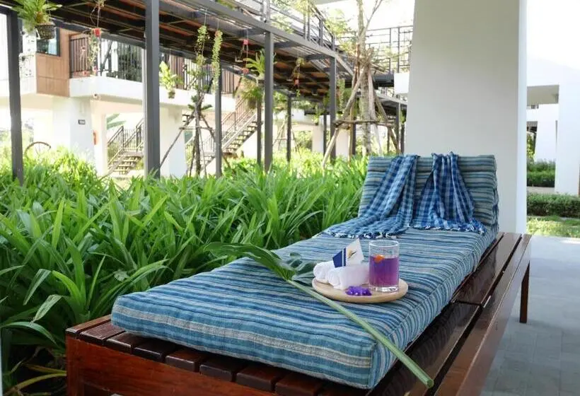 سوییت با چشم‌انداز کوه, Phuruakeeree Resort