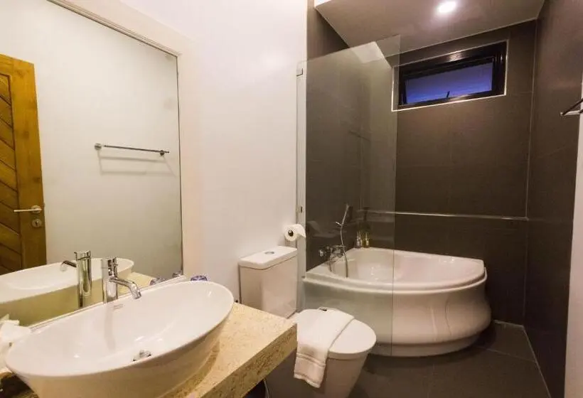 اتاق سوپریور با تخت بزرگ, Phuruakeeree Resort