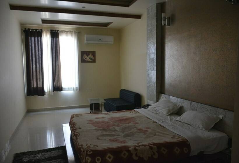 디럭스 룸, Resort De Reverie