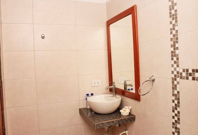 スタンダードシングルルーム, Hostal Macambo