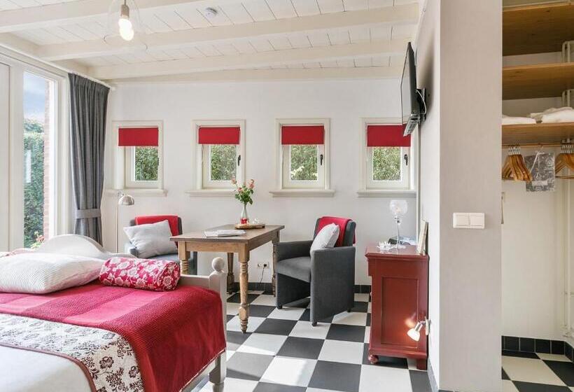 ガーデンビュースタンダードルーム, B&b Het Pronkbed