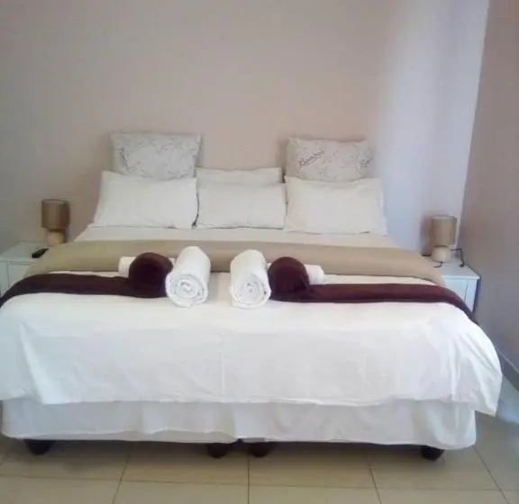 سوئیت با تخت بزرگ, Elilo Bed And Breakfast